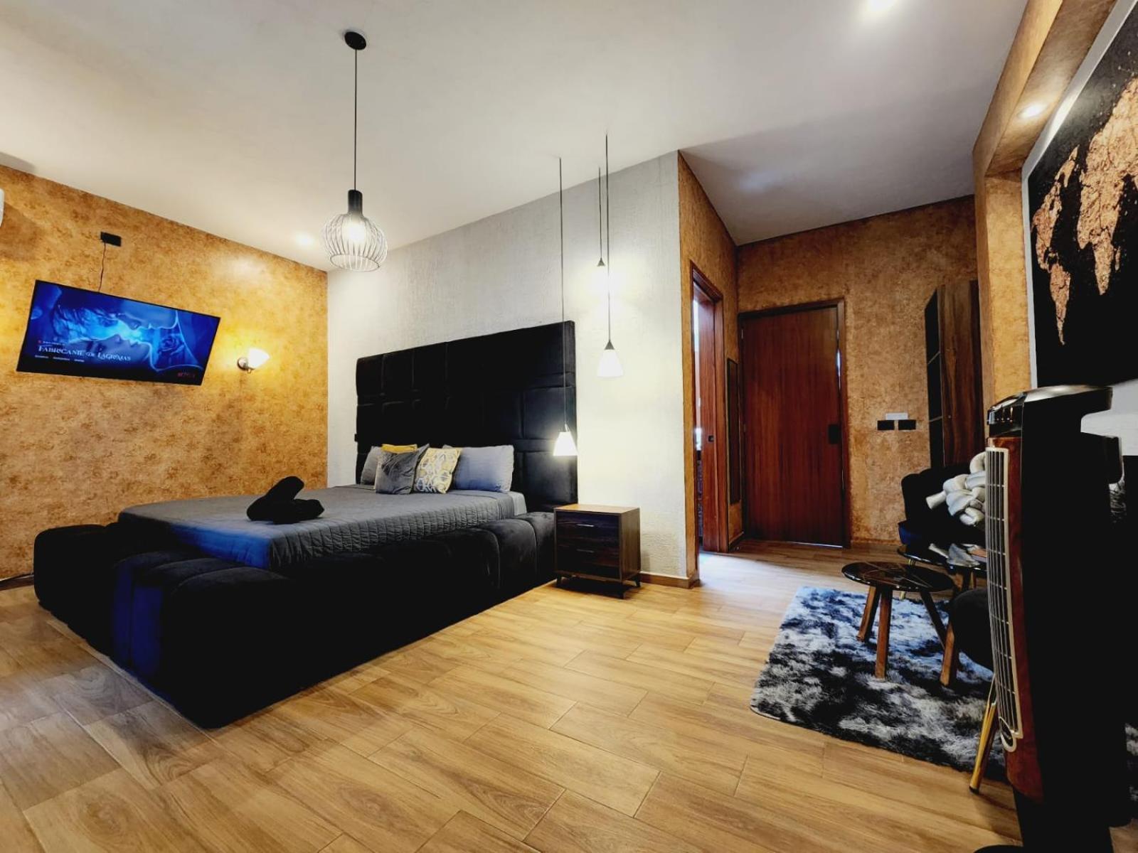 Suite En Tlaquepaque Centro กัวดาลาฮารา ภายนอก รูปภาพ