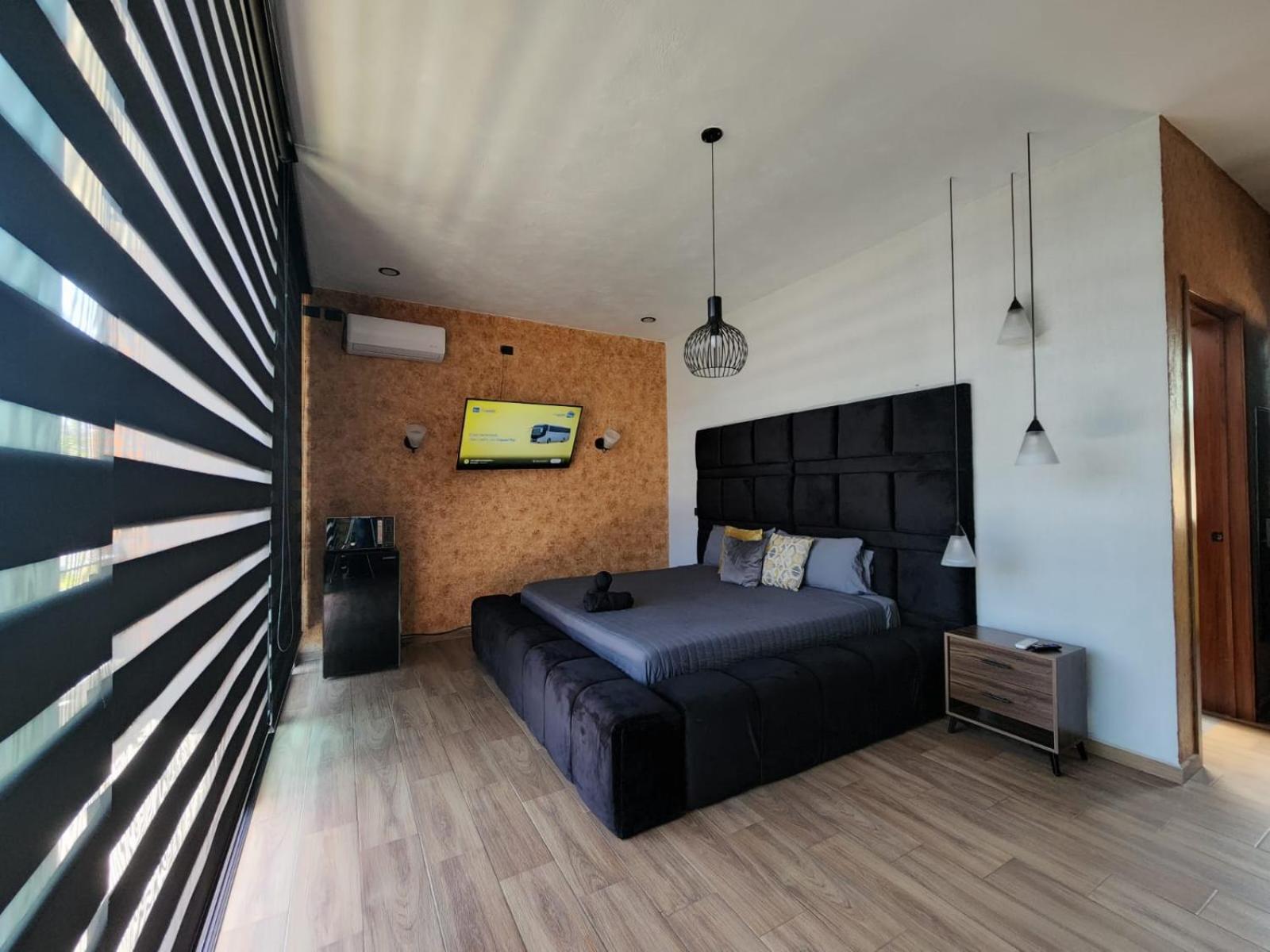 Suite En Tlaquepaque Centro กัวดาลาฮารา ภายนอก รูปภาพ